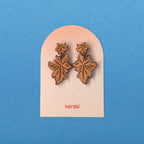 Maple leaves stud drops