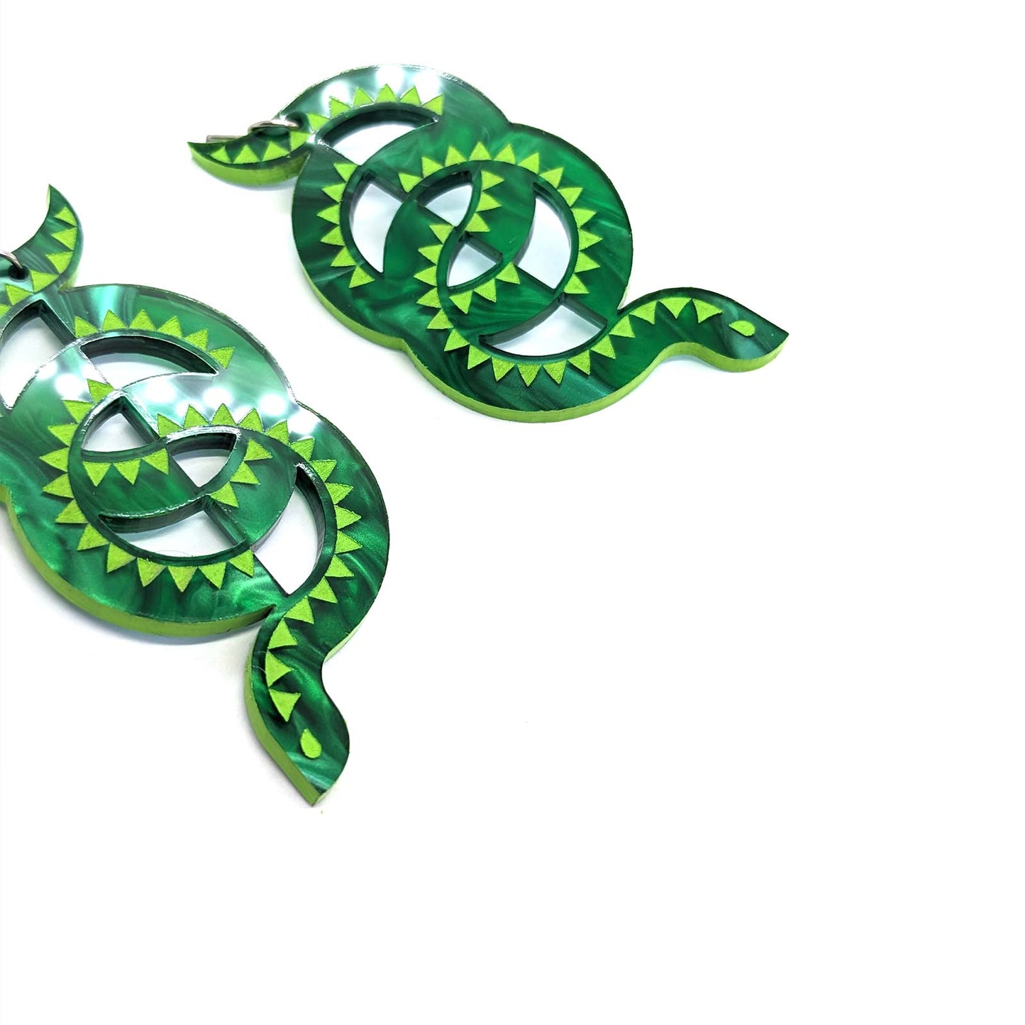 Green geo snakes