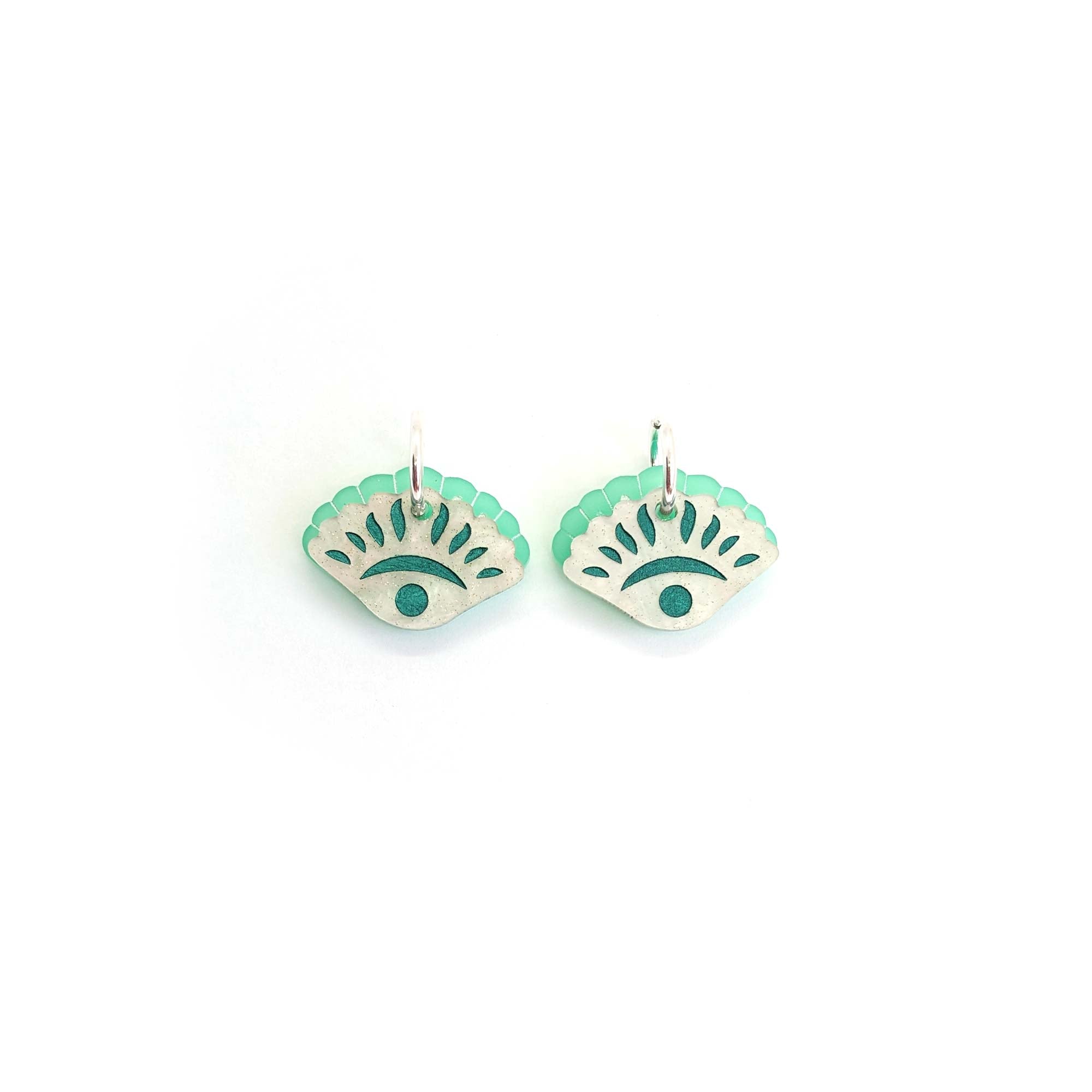 Shell huggies - Ivory Mint