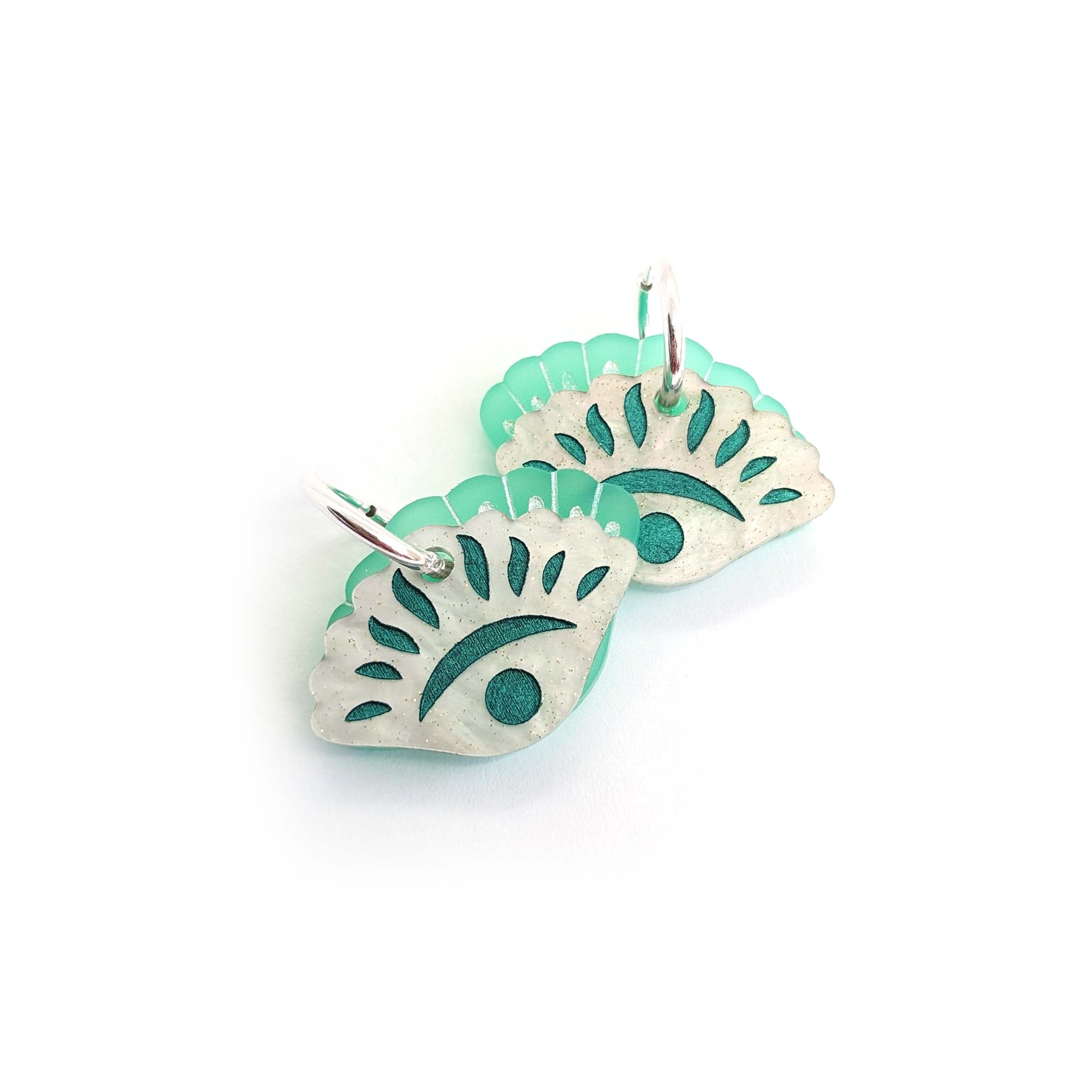 Shell huggies - Ivory Mint