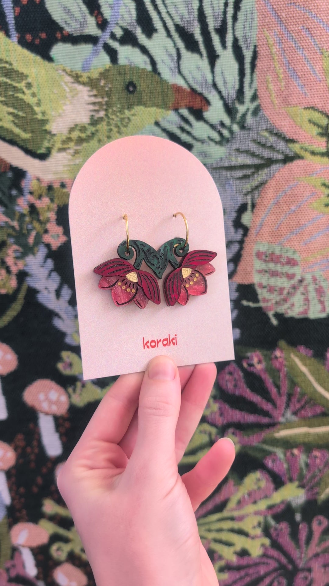 Hellebore Scarlet Hoops